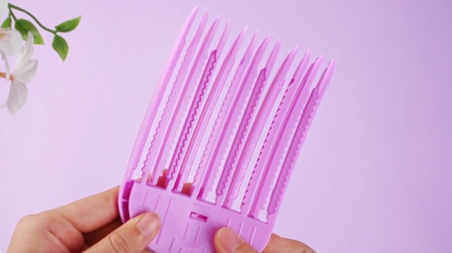 4-teiliges Volumen-Clip Set – Für Mehr Fülle Am Haaransatz, Mit 3-Zahn & 6-Zahn Kämmen
