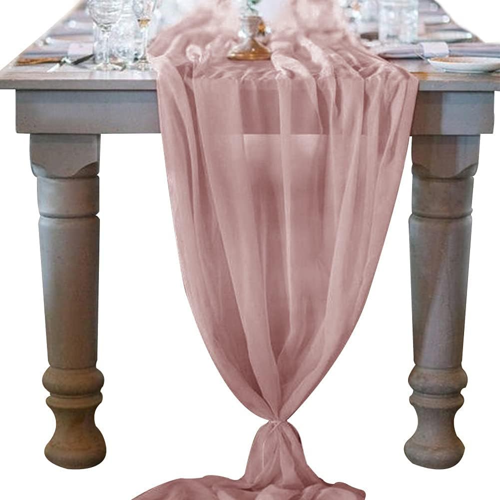 Chemin de table en gaze rose pour sublimer une table sans repassage