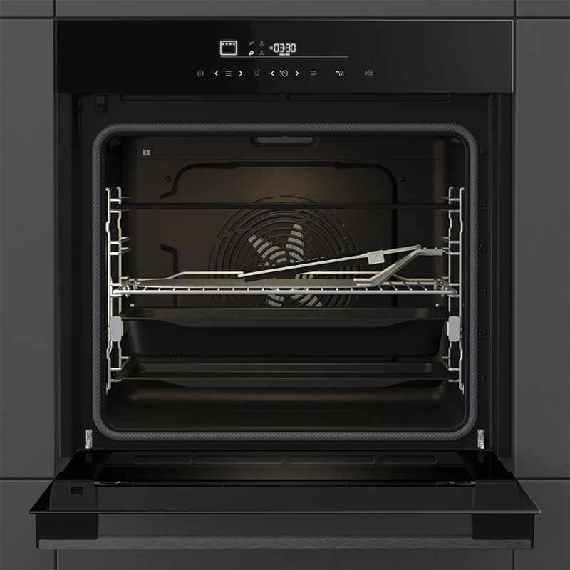 Hisense HO66F PIZZACHEF Four électrique 60 cm, mode pizza Pro 350°, nettoyage pyrolytique, air fry, even Bake, wifi, 77 litres, porte douce, programmes automatiques, noir