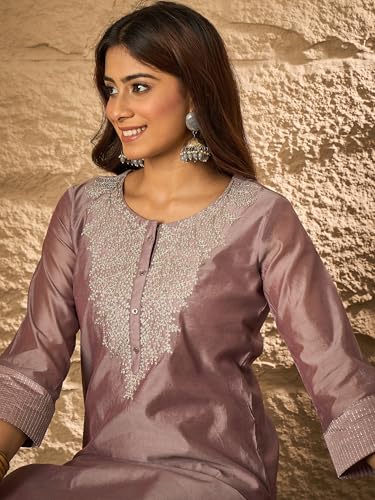 Image of Women's Silk Blend Solid Regular Kurta Set