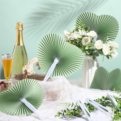 Éventails pliants en papier en forme de cœur comme cadeau pour convives