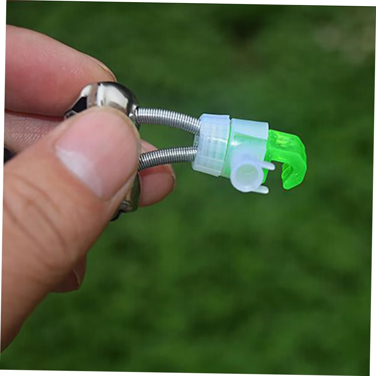 Happyyami 30 Pcs Fishing Twin Bells Ring Chime Fishing Bells for Rods Clip on Fishing Rod Bells Ring Doorbell Trekking Poles Fishing Pliers Holders Fishing Pole Case Rattle Stainless Steel