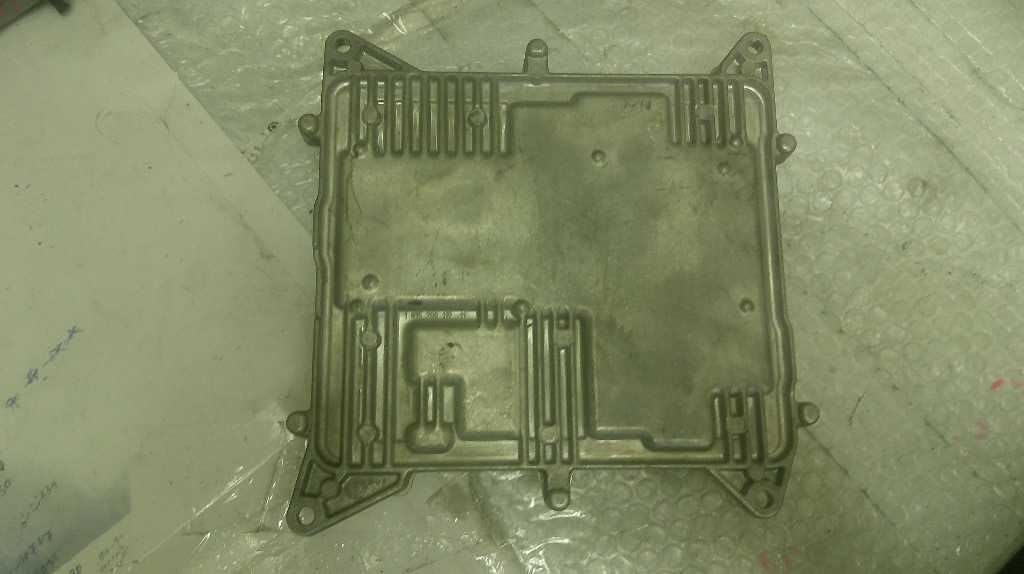 Engine ECM Control Module Fits 14-18 Compatible with BMW 320i 7 935 323-01 7 935 323 7935323