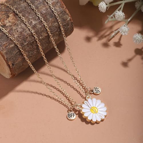 2pcs Half-Matching Daisy Necklace, Cute Friendship Necklaces for 2 Half Sun Pendant Necklace Daisy Flower Necklace Sunflower Necklace Gift for Birthday Valentine's Day3