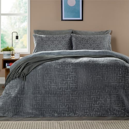Image of Olivia Rocco Milano Teddy Fleece King Duvet Cover Set Super Soft Warm Fluffy Bedding, Cosy Easy Care Quilt Cover Sets with Pillowcases, Grey King