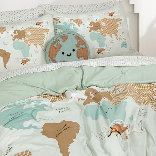 Image of Royale Linens BIAB Printed Bedding Set - 100% Microfiber Ultra-Soft 1 Comforter & 2 Standard Pillow Sham - Queen Size - Lightweight, Durable & Easy Care Bedding for All Seasons (EXPLORER Queen, Multi)