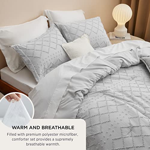 Image of Bedsure California King Comforter Set - Light Grey Comforter, Boho Tufted Distressed Vintage Bedding for Kids, 3 Pieces Farmhouse-style Bed Set for All Seasons, Fluffy Soft Bedding with 2 Pillow Shams