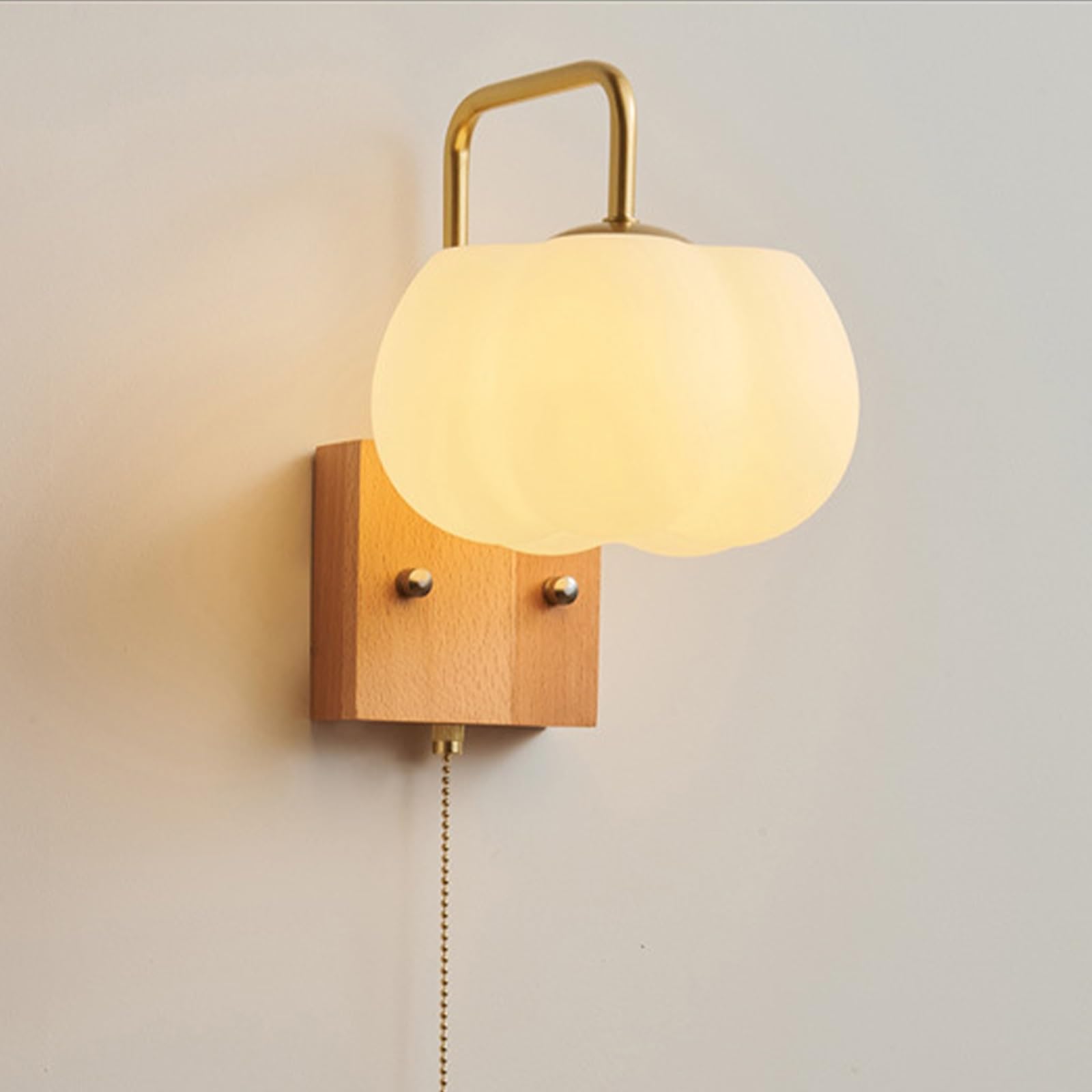 Lampa ścienna z litego drewna Nowoczesny kinkiet wiejski z włącznikiem na łańcuszku, rustykalna kinkiet nocny wiejski, drewniana podstawa i biały akrylowy abażur do sypialni(Wood)