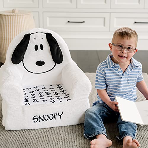 Animal Adventure | Peanuts | Snoopy | Soft Plush Children\'s Character Chair for Relaxing, White