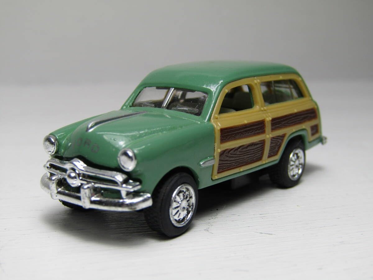Amazon | Ford 1/82 フォード Woody Wagon V8 ウッディ ステーション