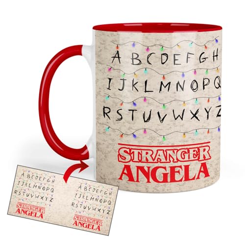 Kembilove® Taza Stranger Personalizada con Nombre – Estilo Años 80 Tipo Stranger – Inspirada en Series de Misterio – Taza de Cerámica para Café – Regalos Frikis para Fans y Coleccionistas