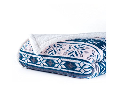 Lavish Home Reversible Fleece Blanket - 50-Inch x 60-Inch Machine-Washable Sherpa Throw with Snowflakes - Cozy Blanket for Couch, Chair, or Bed