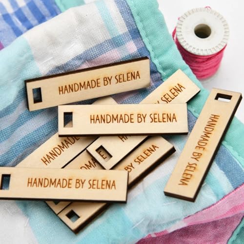 Décoration de table en bois pour mariage avec étiquette de nom personnalisée