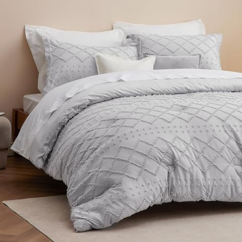 Image of Bedsure Twin XL Comforter Set - Light Grey Comforter, Boho Tufted Distressed Vintage Bedding for Kids, 2 Pieces Farmhouse-Style Bed Set for All Seasons, Fluffy Soft Bedding with 1 Pillow Sham