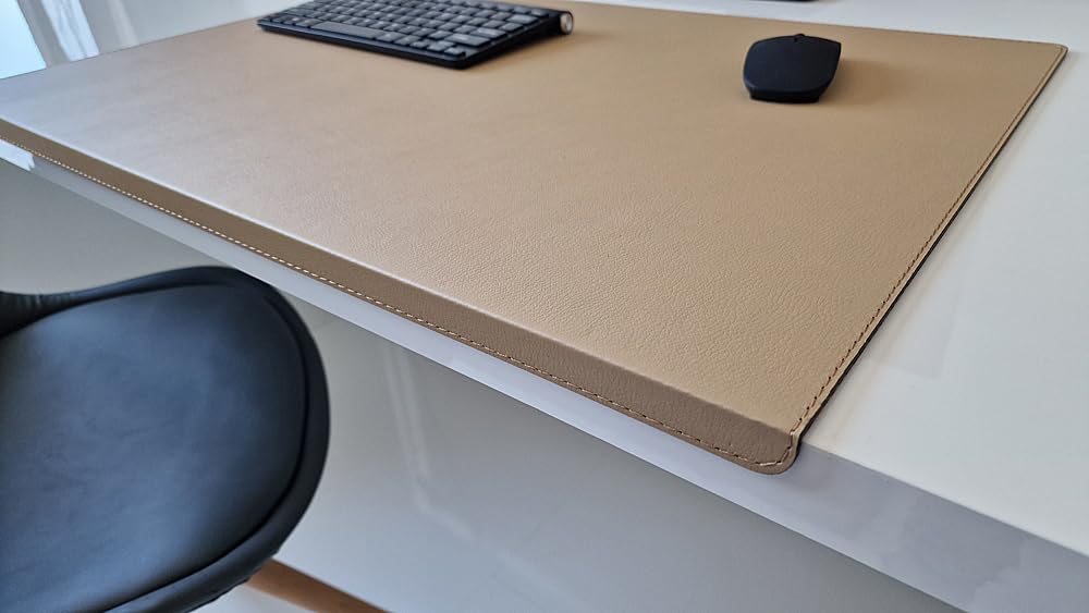 Gewinkelte Schreibtischunterlage mit Kantenschutz sanft lux Leder 60 x 38 Beige