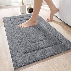 DEXI Badteppich rutschfeste,weicher Badezimmerteppich Wasserabsorbierend Badematte maschinenwaschbar Badvorleger für Dusche,Badewanne und Toilette – Grau,40 x 60 cm