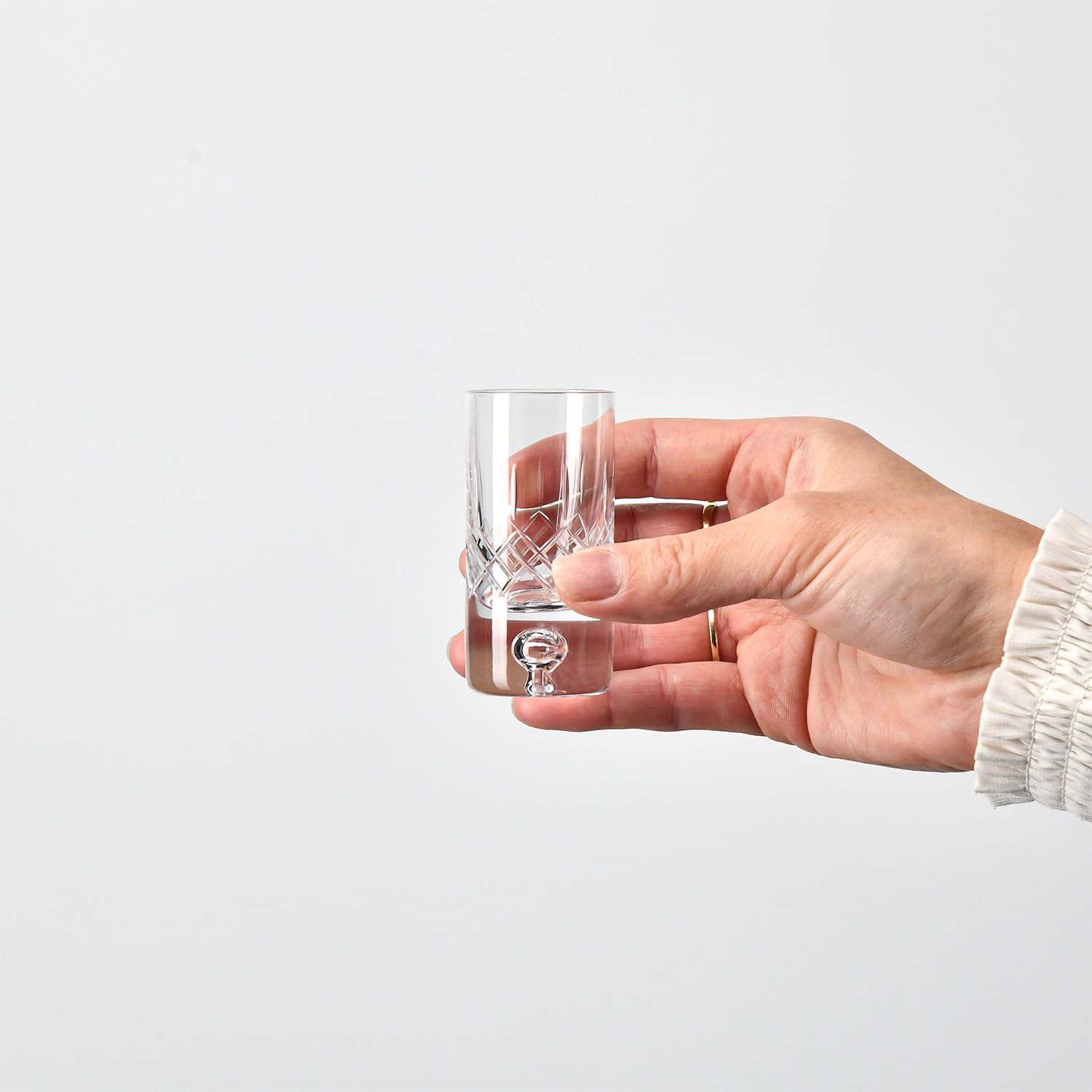 KROSNO Saga Kieliszki do Wódki 50 ml, Zestaw 6 Sztuk, Kryształowe Szkło, Ręcznie Wykonane, Prezent