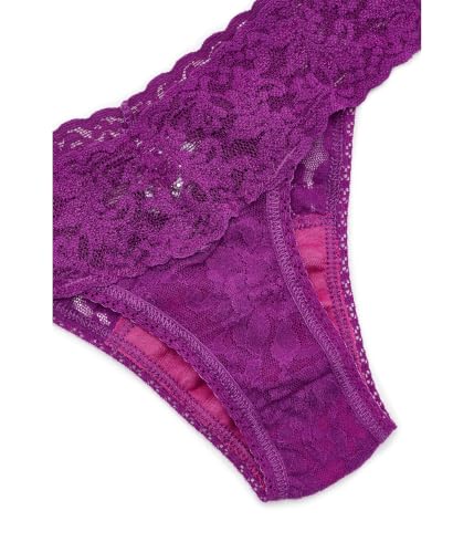 Image of hanky panky - Signature Lace Low Rise Thongs for Women | Lacy Lingerie Underwear | 3 or 5 pack