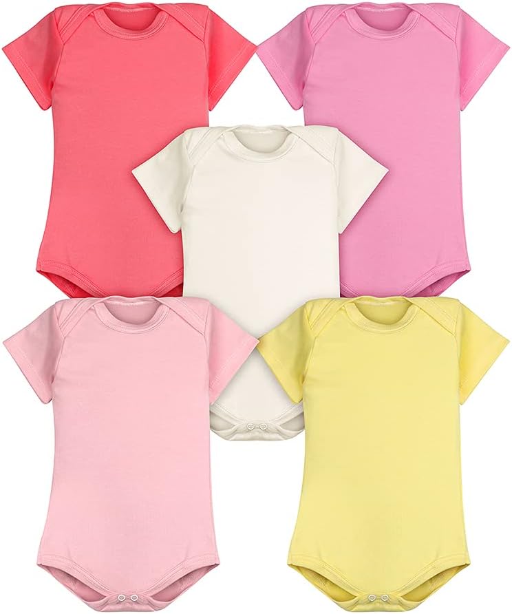 Body Bebê Kit 5 Peças Manga Curta Liso Feminino em promoção! Veja a oferta e mais achadinhos de Bebês Hoje é o melhor dia para comprar Body Bebê Kit 5 Peças Manga Curta Liso Feminino com aquele preço maroto! Promoção! Aproveite a oferta!