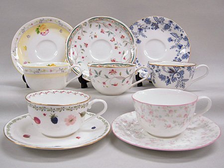 Noritake / カップ&ソーサー/5点セット/WHT//F59387A/1302AST Amazon｜ノリタケ カップソーサー5客絵変り F59387A/1302AST｜カップ