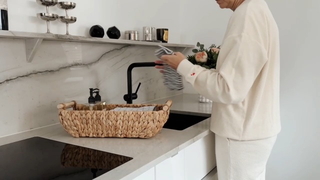 Portaposate In Giacinto D'Acqua Intrecciato - Con Manico, Naturale E Sostenibile, Per Tavola E Cucina