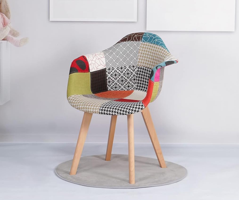 Buybuy Poltroncina Serie Picasso con Seduta in Tessuto Patchwork Colorato Cucito a Mano Imbottito di Morbida Spugna, Piedi in Legno di Faggio, Stile Moderno