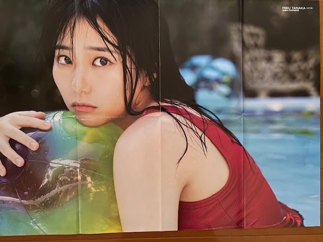 Amazon.co.jp: 元HKT48 田中美久．元欅坂46 渡邉理佐 特大両面ポスター
