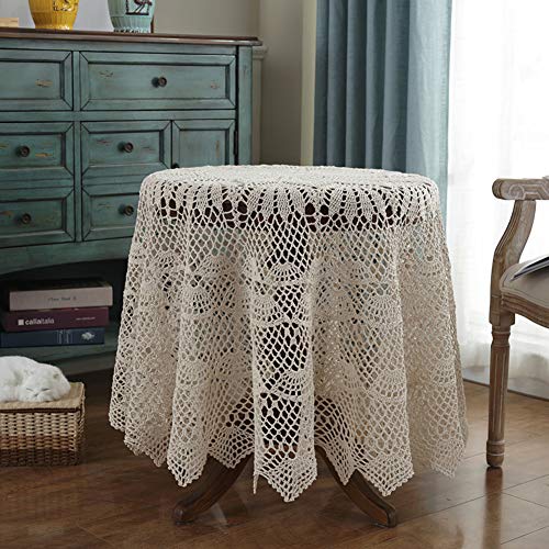Nappe au crochet faite à la main beige pour protéger une table avec élégance