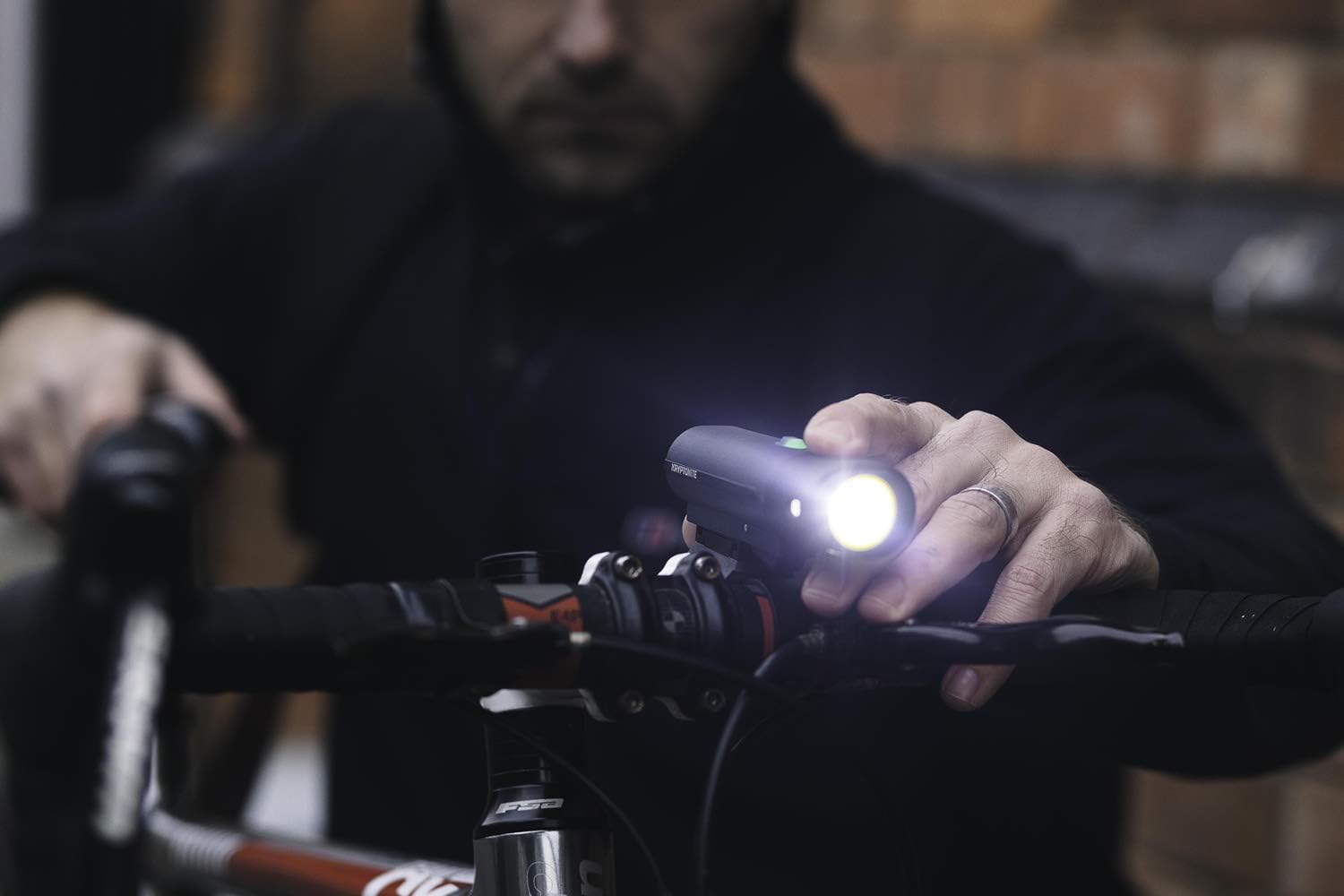 Kryptonite Alley F-650 Front LED Bicycle Headlight & Avenue R-50 Rear LED COB Bicycle Indicator Light : Sports & Outdoors