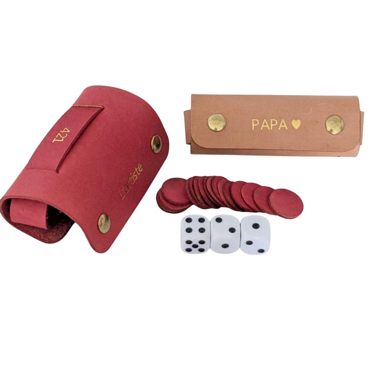 Jeu de 421 dans Un étui en Cuir véritable, fabriqué à la Main en France. Personnalisation pour Cadeau.