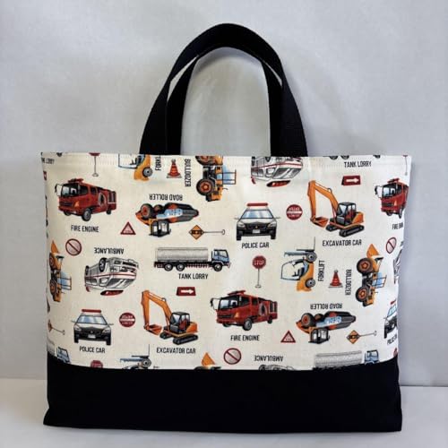 オーダー受付中　車　働く車　車柄乗り物　レッスンバッグ　シューズバッグ　体操服袋 レッスンバッグ 働く車 車柄 ブルー レッド キルティング - 製品詳細