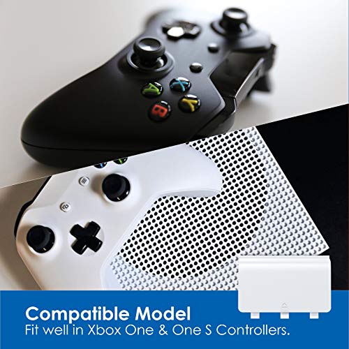 Avorast Xbox One ile Uyumlu 4'lü Paket Pil Kapağı Kapısı, Xbox One S Kumandası, Yedek Pil Arka Kapak Kapıları Xbox Kablosuz Kumandaları ile Uyumlu (Siyah ve Beyaz)