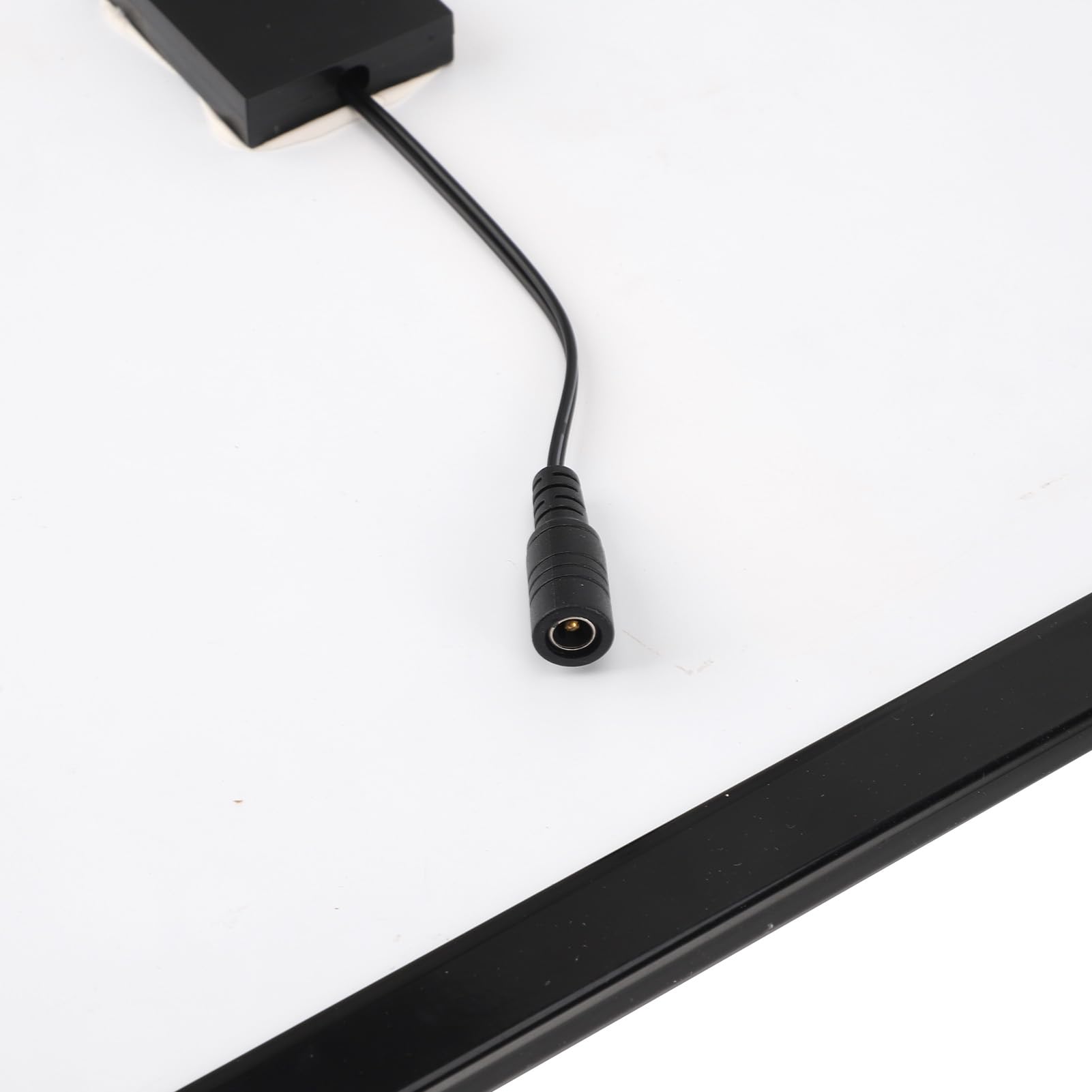 Amazon | コントローラー付きソーラーパネル充電器効率的なエネルギー