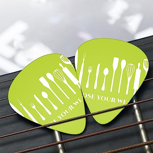 Choisissez votre arme, 12 médiators tendance et durables dans une boîte pour ukulélé, guitare électrique, basse - Les Beatles, Paul McCartney, John Lennon, RIngo Starr, George Harrison Choisissez votre arme, 12 médiators tendance et durables dans une boîte pour ukulélé, guitare électrique, basse – Image 8