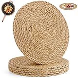 【Applications polyvalentes】 : Il sert non seulement de set de table, de napperon ou de dessous de verre, mais aussi de tapis résistant à la chaleur, d'objet de décoration intérieure ou de tenture murale. Son style bohème ou rustique s'harmonise facilement avec n'importe quel décor, qu'il s'agisse de repas quotidiens, de réunions de famille, de garden-parties, de mariages, de fêtes de Noël ou d'autres festivités, alliant fonctionnalité et esthétique.