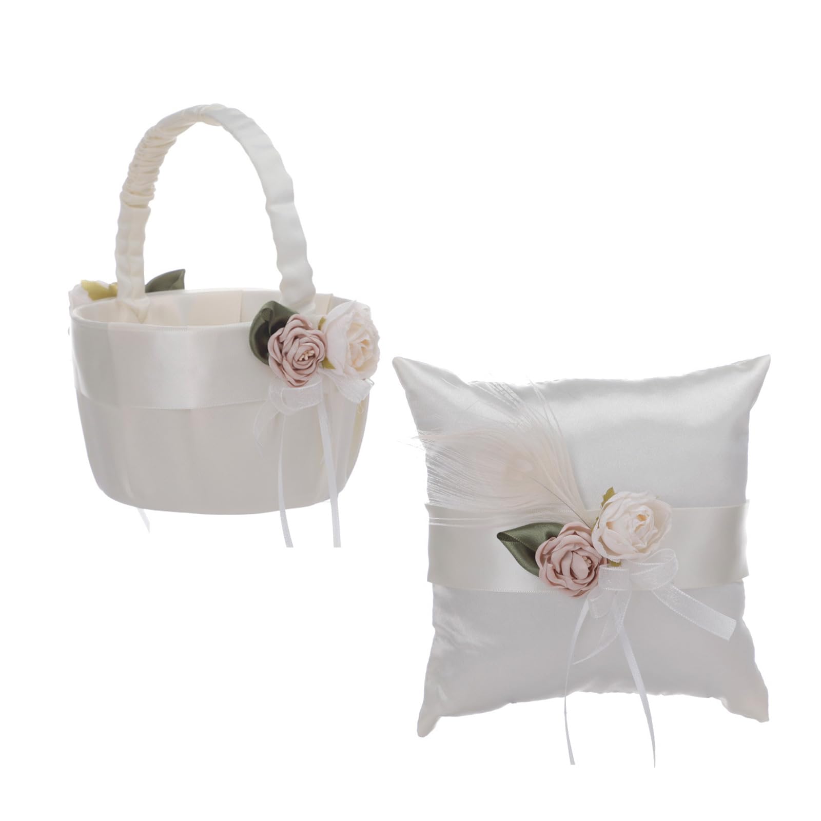 Cadeau de mariage raffiné avec ce panier pour alliances en tissu de qualité