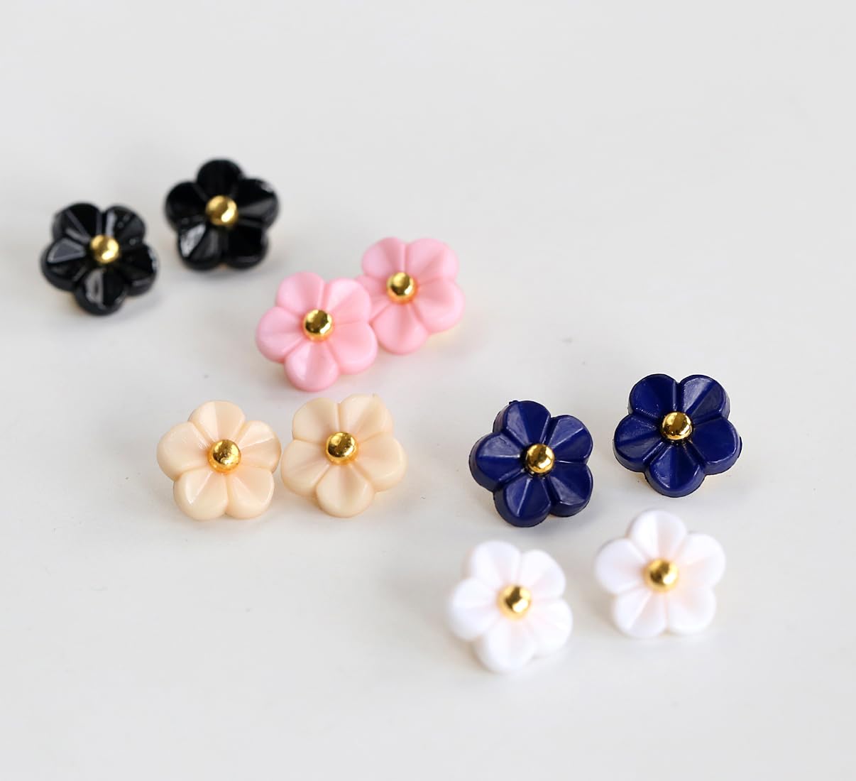 50-Piece Bulk Flower Resin Buttons - 11/16" (17mm) Assorted Colorful 4-Hole Buttons For Sewing & Crafts