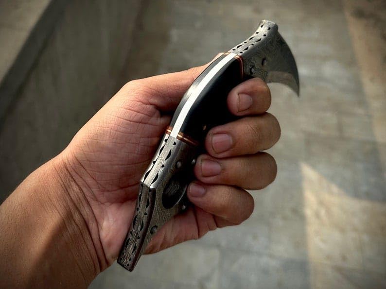 Dragon's Claw Fancy Decorative Karambit Knife With Leather Sheath, Hand Forged Damascus Steel Camping Knife, Ideal Husband Gift or Wedding Present