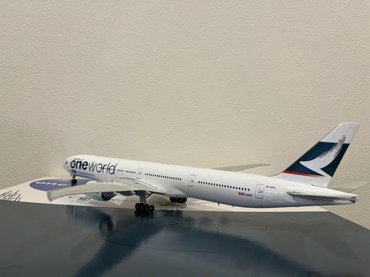 Amazon | 1/200 JCwings B777-300ER キャセイパシフィック