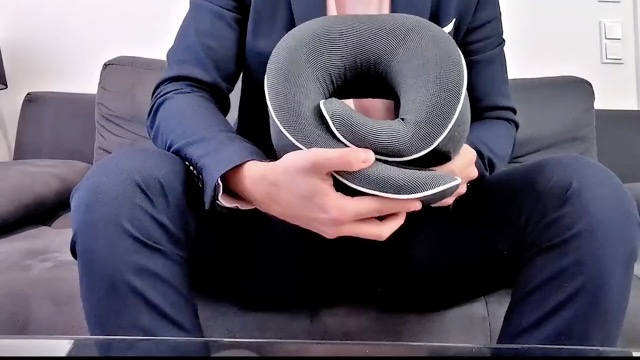 KÖHAIR Neck pillow supports you with your restful night's sleep