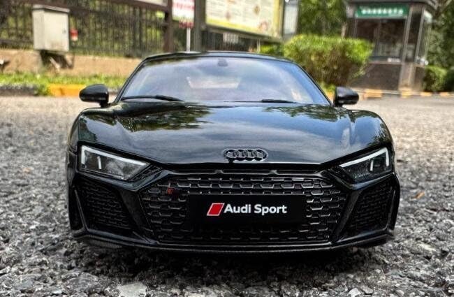 【ミニカー 美品】ケンファイ 1/18 アウディ R8 2021 黒 ミニカー 美品】ケンファイ 1/18 アウディ R8 2021 黒 - メルカリ