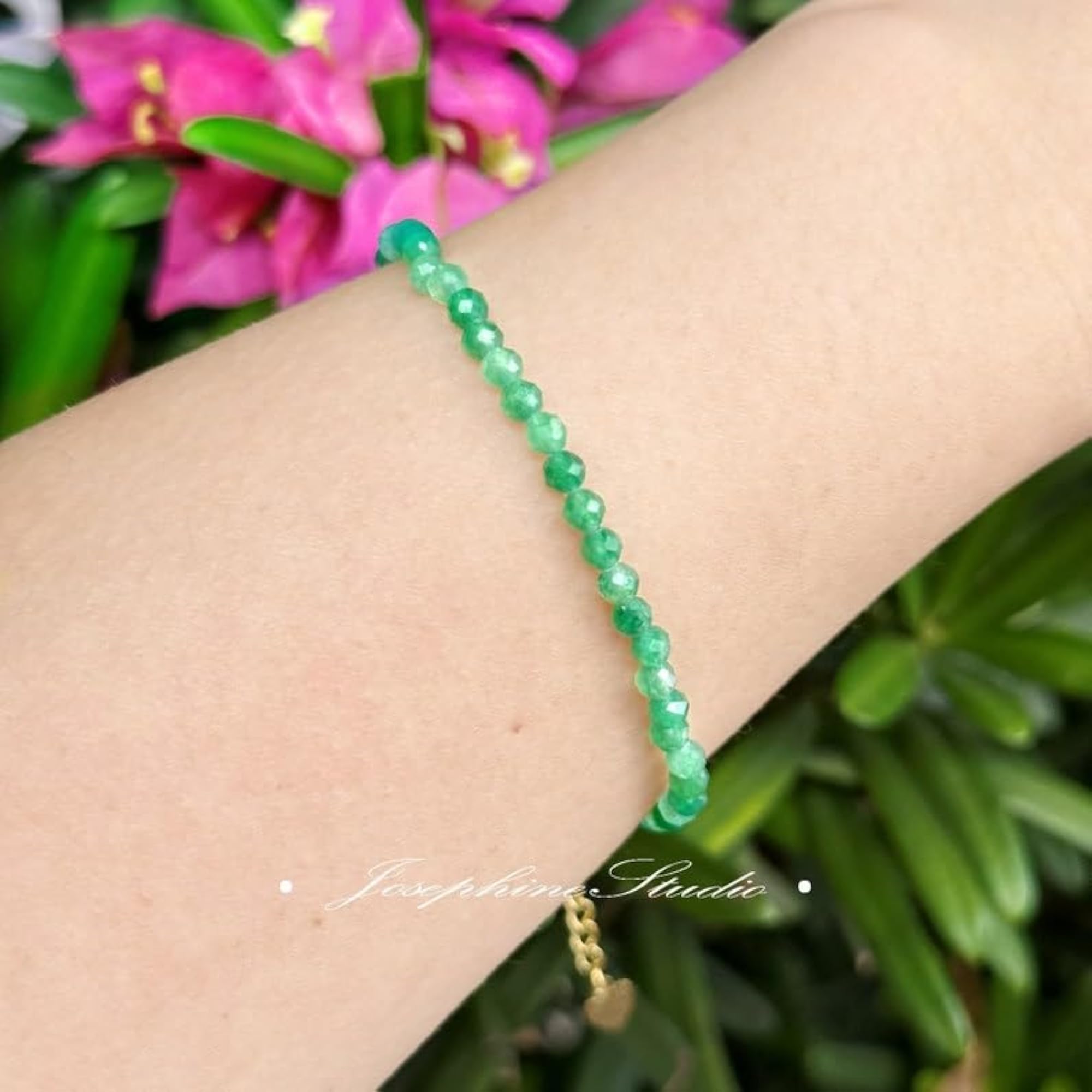 Green Aventurine Round Beaded Bracelet with Gold Lock, Adjustable