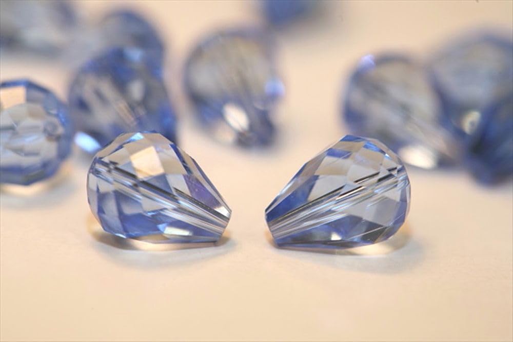 Adabele SST-814 - 50 perline di cristallo a goccia sfaccettate, 8 mm, colore: Blu zaffiro chiaro compatibile con cristalli Swarovski 5500 Preciosa SST-814