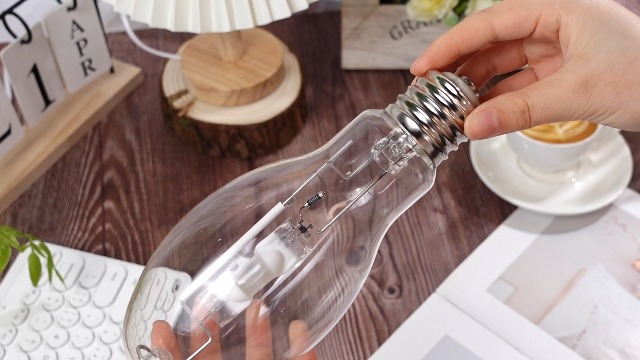 Rossesay 1 Pc 175 Watt Lighting Metal Halide Lamp MH400/U/MOG