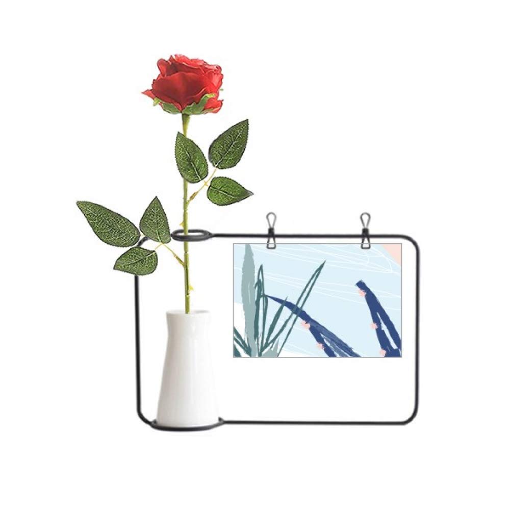 Fleur de rose artificielle suspendue d'exception et son motif abstrait