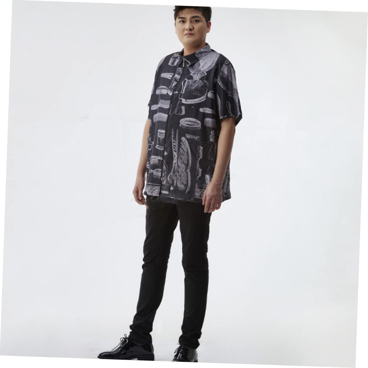 Beaupretty Delantal y Uniforme de Peluquería Bata de Peluquero Cierre Cremallera y Bolsillo, Manga Corta, Transpirable, Seca Rápido, para Trabajo Negro Xl