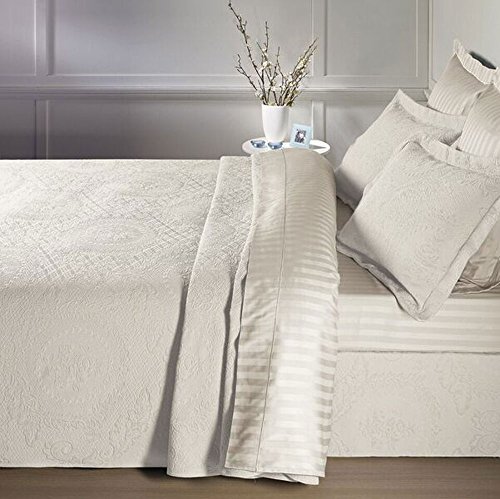 Europa Fine Linens Kensington Rose Matelasse Sham, Standard, Antique - Thumbnail 3