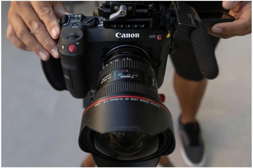 Canon EOS C70 24-105mm F2.8 Power Zoom Adapter Kit