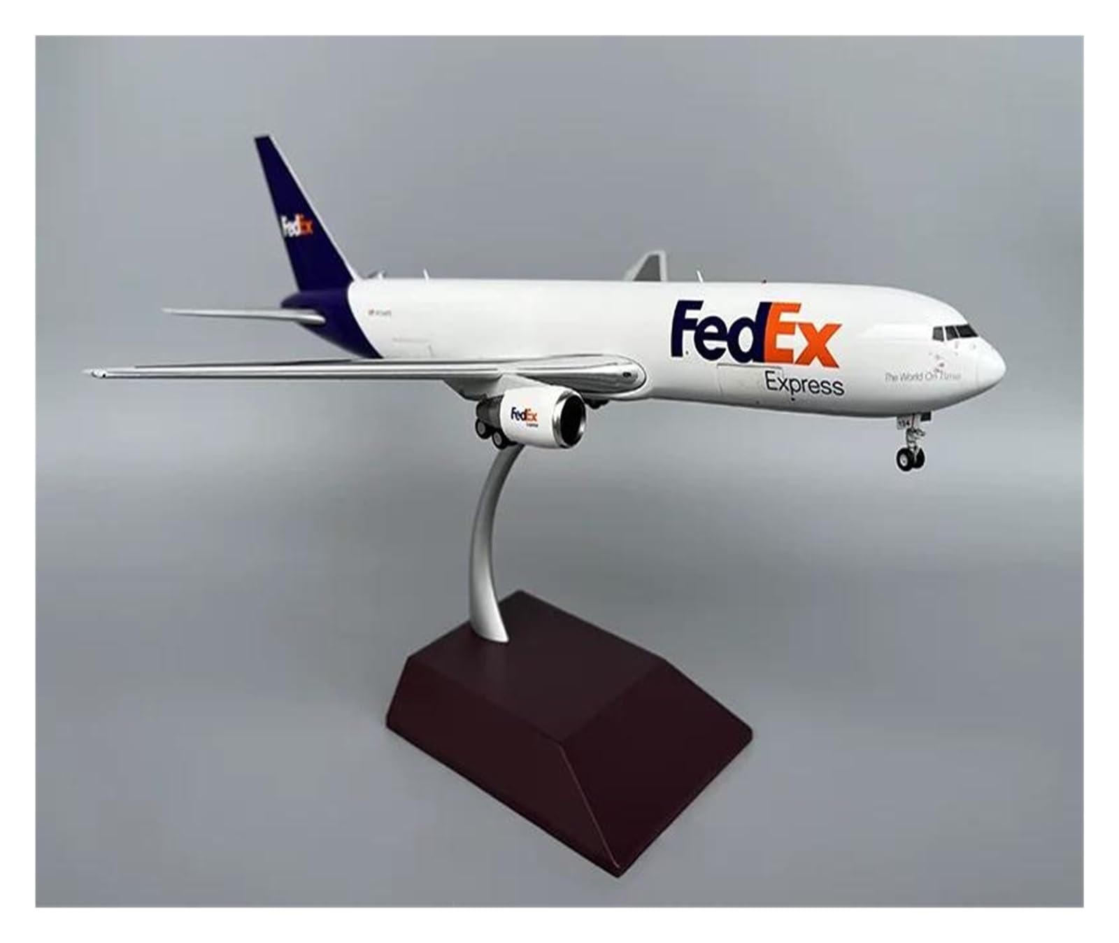Amazon.co.jp: 航空機 B767 ため 767-300ER N134FE 航空機モデルの