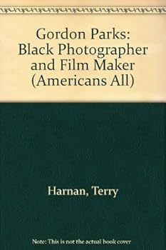 Hardcover Gordon Parks: Black Photographer and Film Maker (Americans All) Book